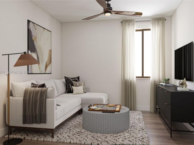 Продажа дома по адресу 19668 NE 14 AVE - фото 7528610