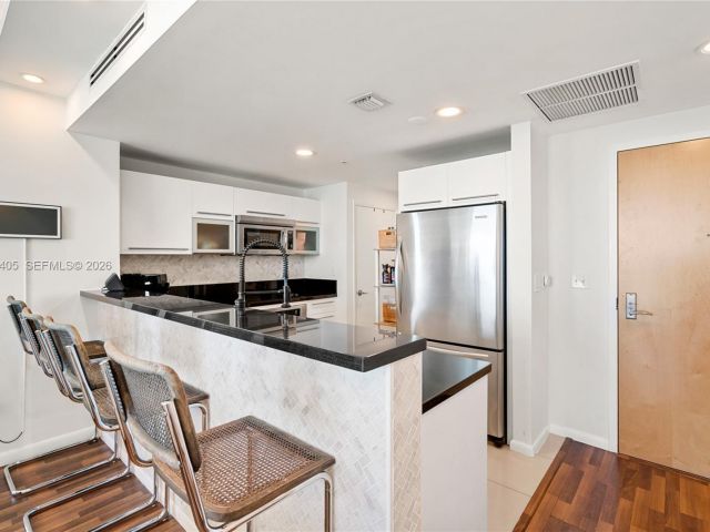 Квартира в аренду номер1703 - фото 7534300