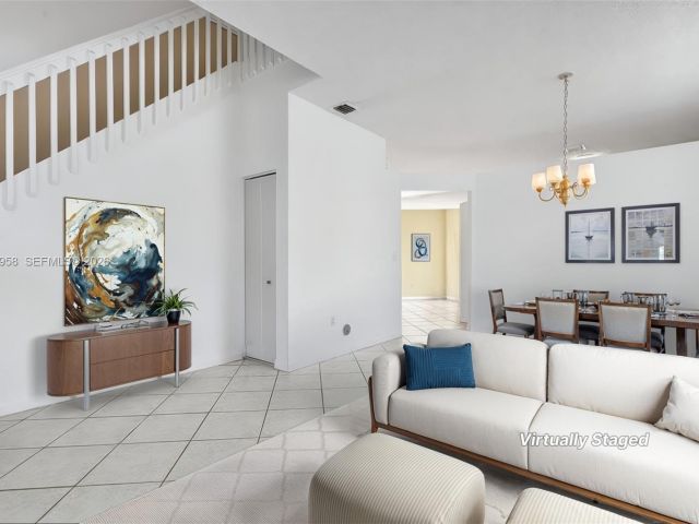 Продажа дома по адресу 15462 NW 14th Ct - фото 7535755