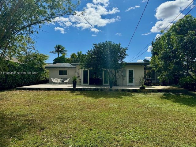 Дом в аренду по адресу 1351 SW 32nd St n/a - фото 7529973
