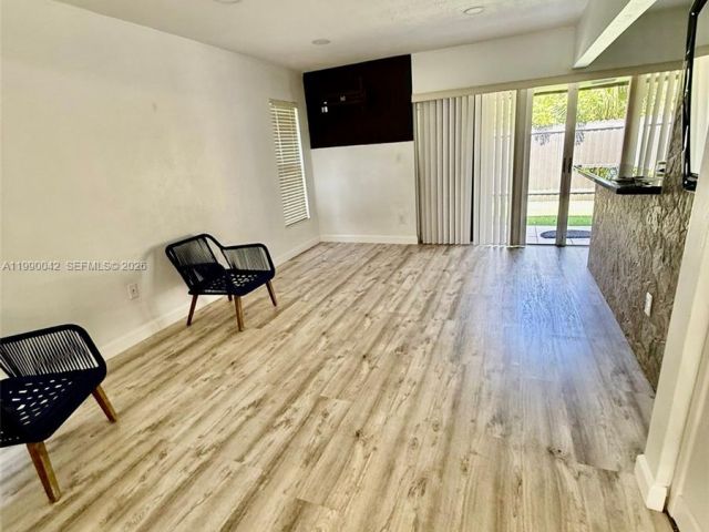 Продажа дома по адресу 11914 SW 125th Pl - фото 7529720