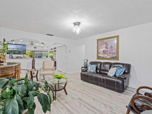 Продажа дома по адресу 11914 SW 125th Pl - фото 7529727