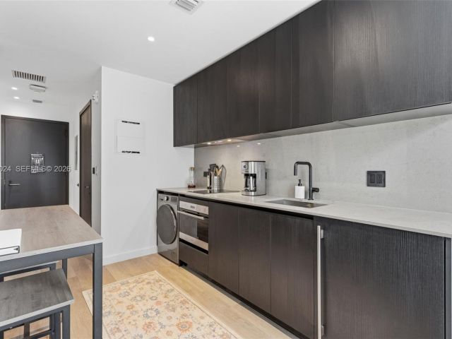 Продажа квартиры #2306A - фото 7532344