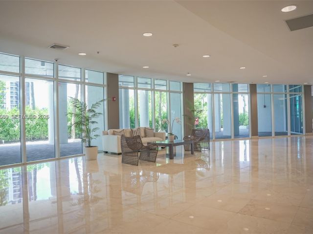 Продажа квартиры #1709 - фото 7530975