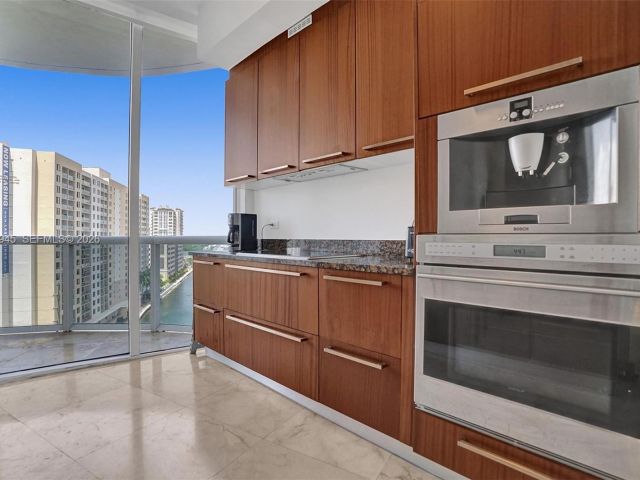 Продажа квартиры #805 - фото 7530569