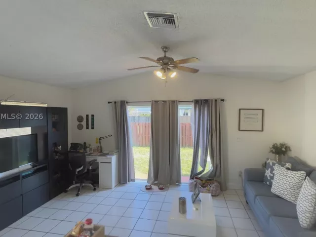 Продажа дома по адресу 14252 SW 175th Ter - фото 9274918