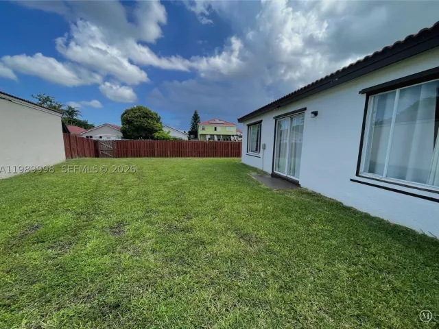 Продажа дома по адресу 14252 SW 175th Ter - фото 9274919