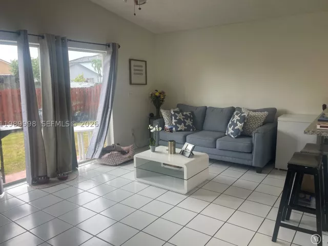 Продажа дома по адресу 14252 SW 175th Ter - фото 9274930
