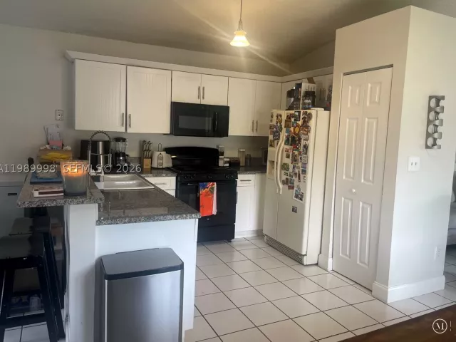 Продажа дома по адресу 14252 SW 175th Ter - фото 9274934
