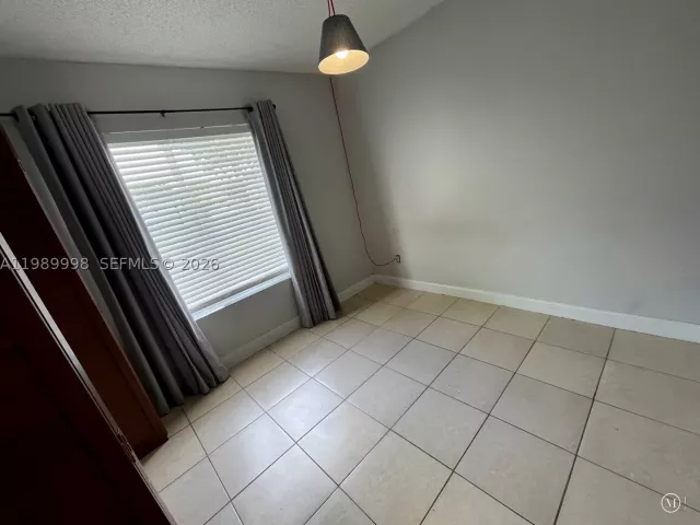 Продажа дома по адресу 14252 SW 175th Ter - фото 9274942