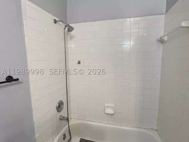 Продажа дома по адресу 14252 SW 175th Ter - фото 9274944