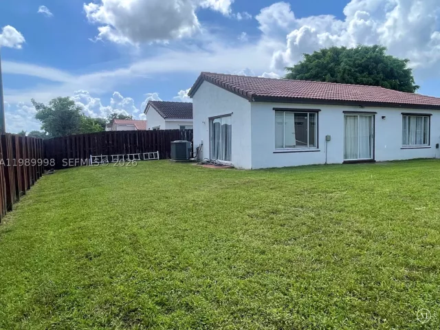 Продажа дома по адресу 14252 SW 175th Ter - фото 9274909