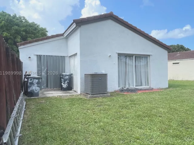 Продажа дома по адресу 14252 SW 175th Ter - фото 9274911