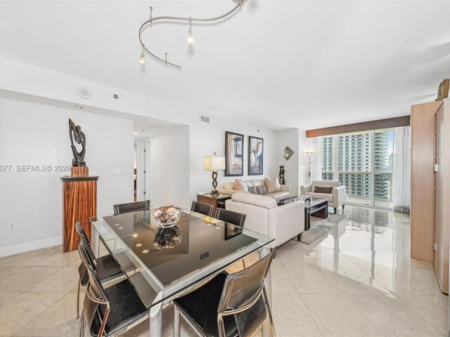 Квартира в аренду номер3111 - фото 7530800