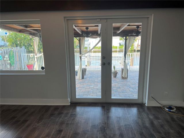 Дом в аренду по адресу 2713 Sherman St - фото 7529889