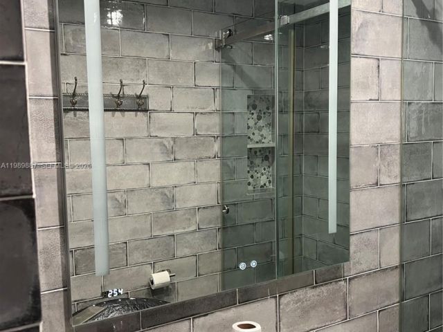 Дом в аренду по адресу 2713 Sherman St - фото 7529894