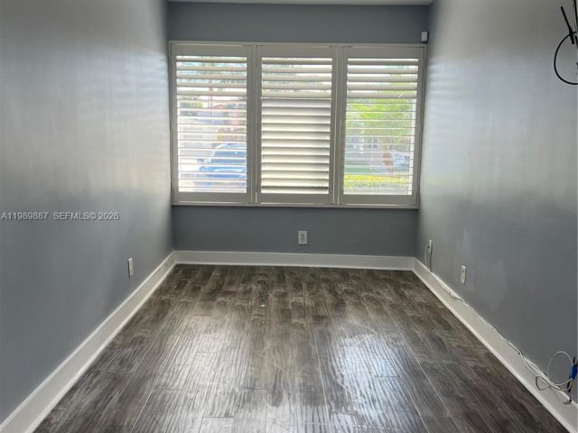 Дом в аренду по адресу 2713 Sherman St - фото 7529897