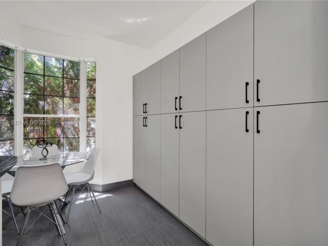 Продажа дома по адресу 1251 Hayes St - фото 7529874