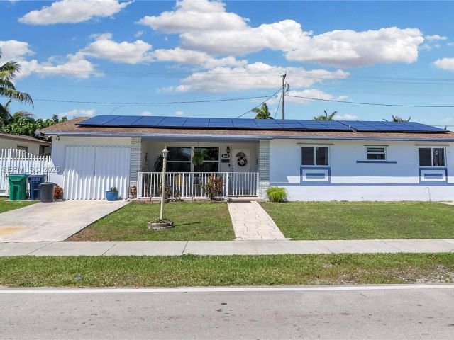 Продажа дома по адресу 10941 SW 180th St - фото 7529771