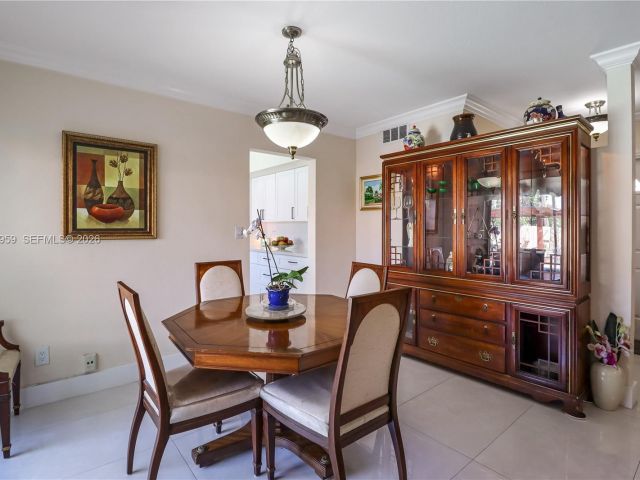 Продажа дома по адресу 10941 SW 180th St - фото 7529782