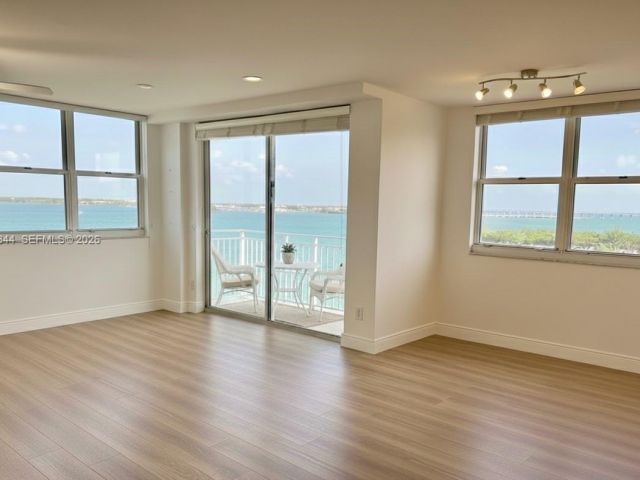 Квартира в аренду номер1216 - фото 7531352