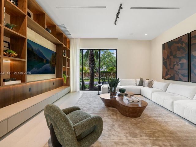 Продажа дома по адресу 5545 SW 81st Ter - фото 7530383