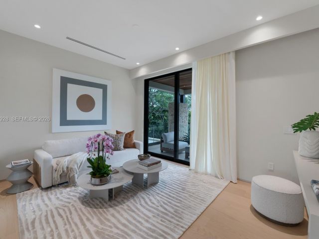 Продажа дома по адресу 5545 SW 81st Ter - фото 7530392