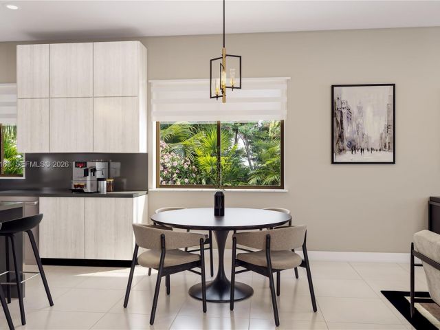 Продажа дома по адресу 19613 NE 14 AVE - фото 7529446