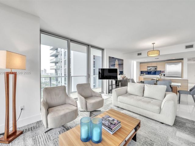 Продажа квартиры #2707 - фото 7531057