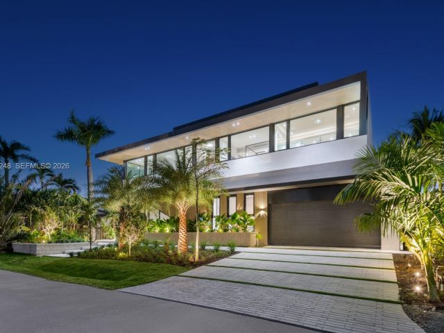 Дом в аренду по адресу 641 Flamingo Dr 0 - фото 7529602