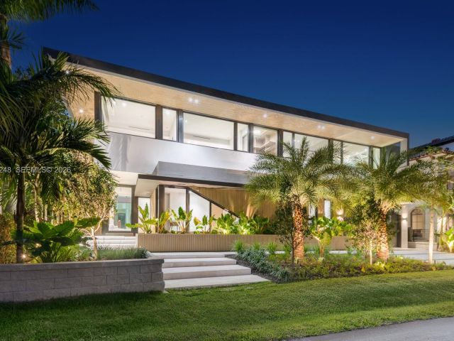 Дом в аренду по адресу 641 Flamingo Dr 0 - фото 7529603