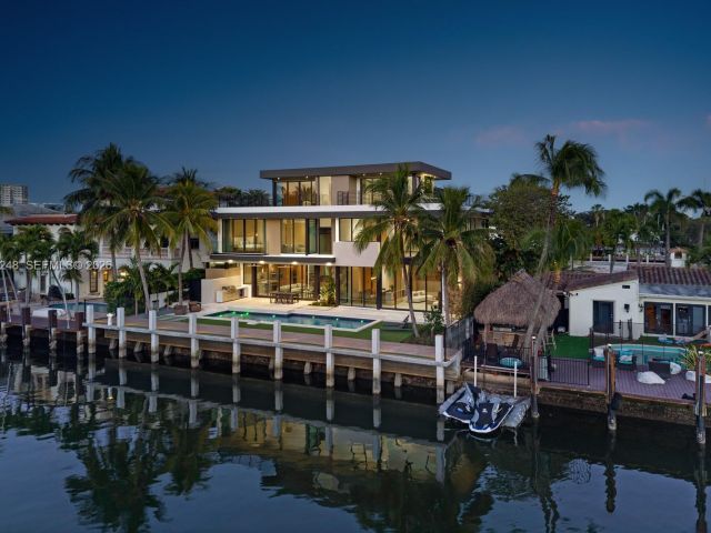 Дом в аренду по адресу 641 Flamingo Dr 0 - фото 7529604