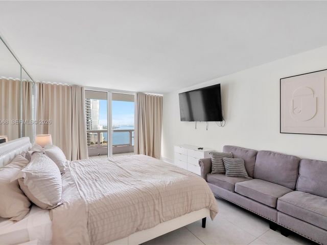 Квартира в аренду номерA-3050 - фото 7530506