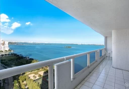 Квартира #A-3050