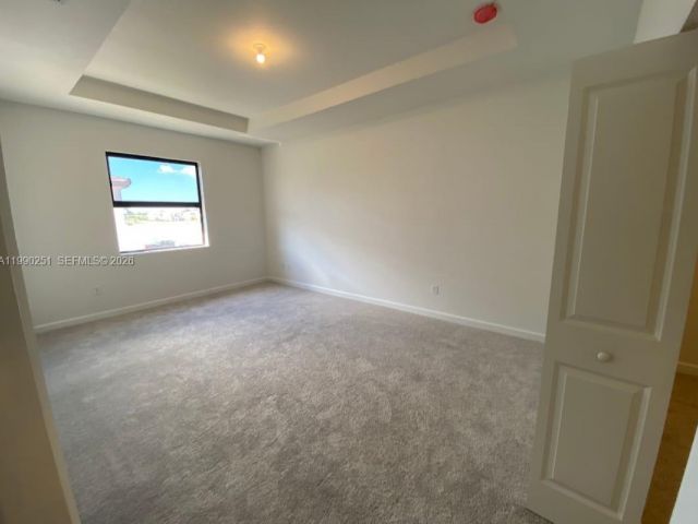 Продажа дома по адресу 23074 SW 128th Pl - фото 7530401