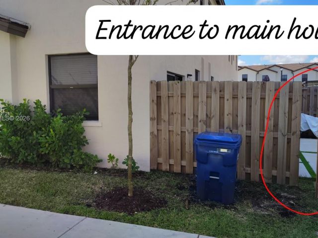 Продажа дома по адресу 23074 SW 128th Pl - фото 7530411