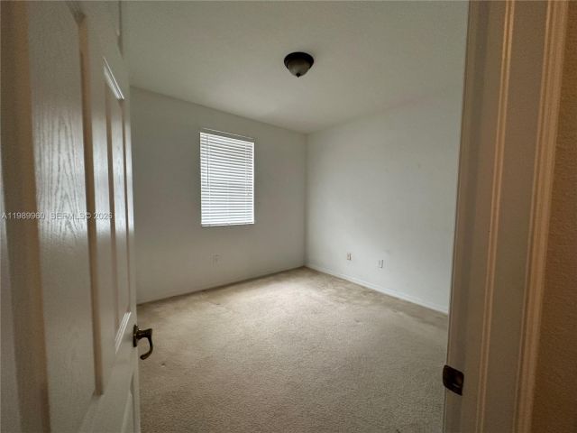 Продажа дома по адресу 16602 SW 78th Ter - фото 7530428