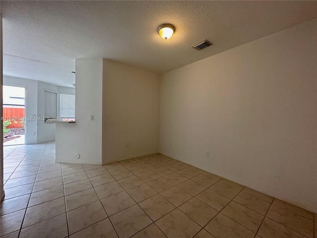 Продажа дома по адресу 16602 SW 78th Ter - фото 7530431