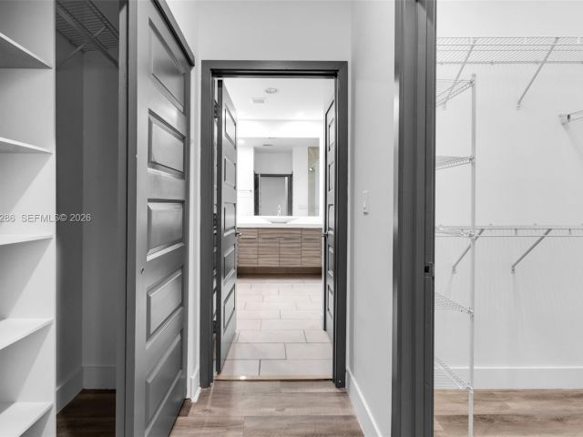 Продажа дома по адресу 16058 SW 136th Way - фото 7530907