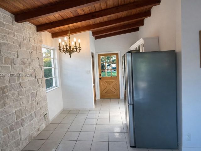 Продажа дома по адресу 6561 SW 34th St - фото 7530883