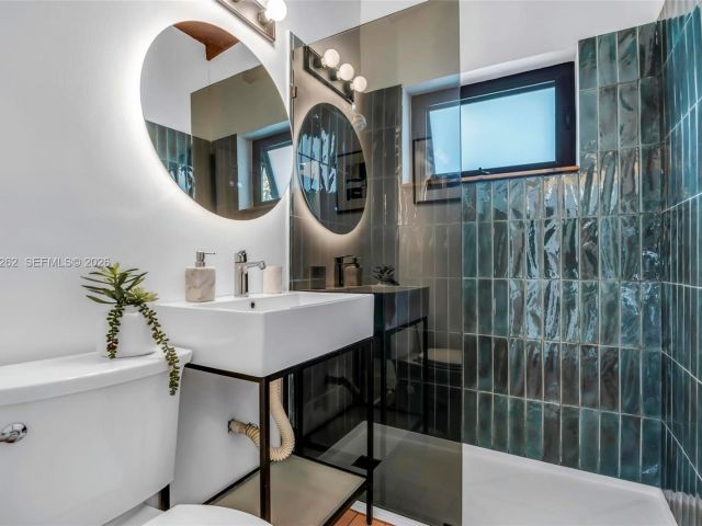 Продажа дома по адресу 6561 SW 34th St - фото 7530884