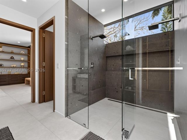 Продажа дома по адресу 234 SW 22nd Rd - фото 9385210