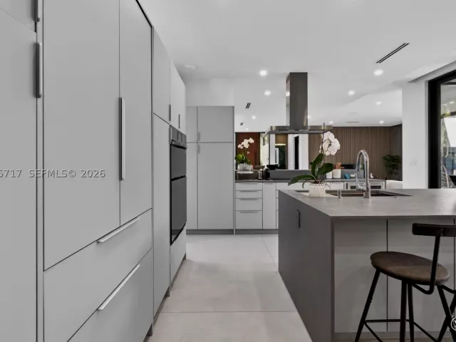 Продажа дома по адресу 234 SW 22nd Rd - фото 9385184