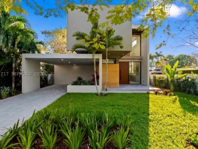 Продажа дома по адресу 234 SW 22nd Rd - фото 9385163