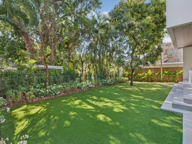 Продажа дома по адресу 234 SW 22nd Rd - фото 9385199