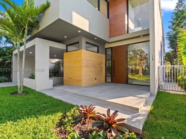 Продажа дома по адресу 234 SW 22nd Rd - фото 9385166