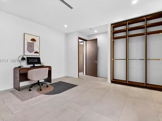 Продажа дома по адресу 234 SW 22nd Rd - фото 9385223