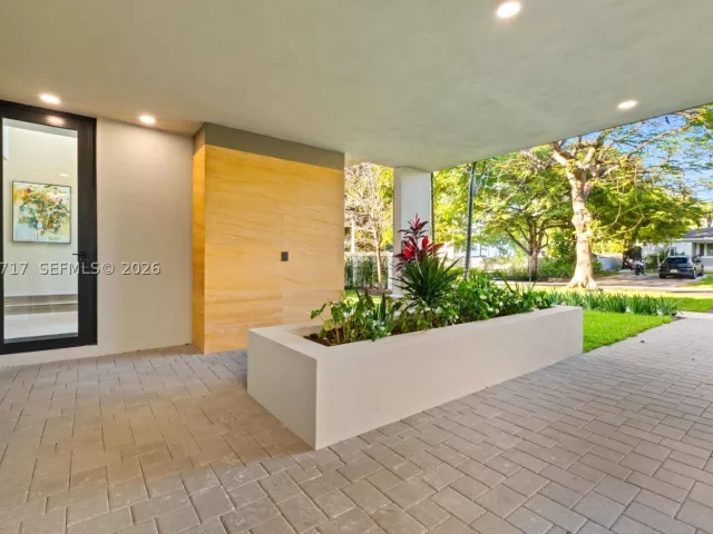 Продажа дома по адресу 234 SW 22nd Rd - фото 9385167