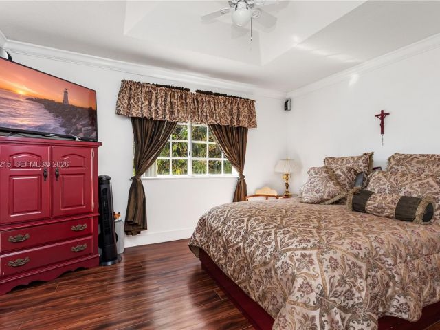 Продажа дома по адресу 13364 SW 143rd St - фото 7532997