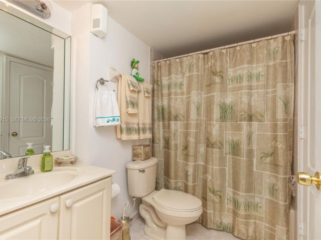 Продажа дома по адресу 13364 SW 143rd St - фото 7533011